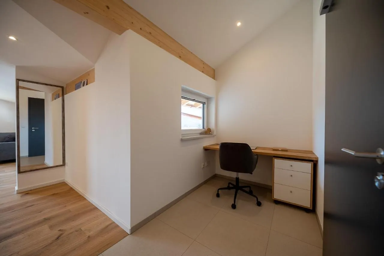 Ferienwohnung Haus Margreiter Nußdorf am Inn Apartment